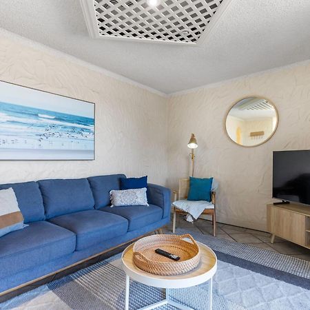 Bayswaterfront Apartments Аделаида Экстерьер фото